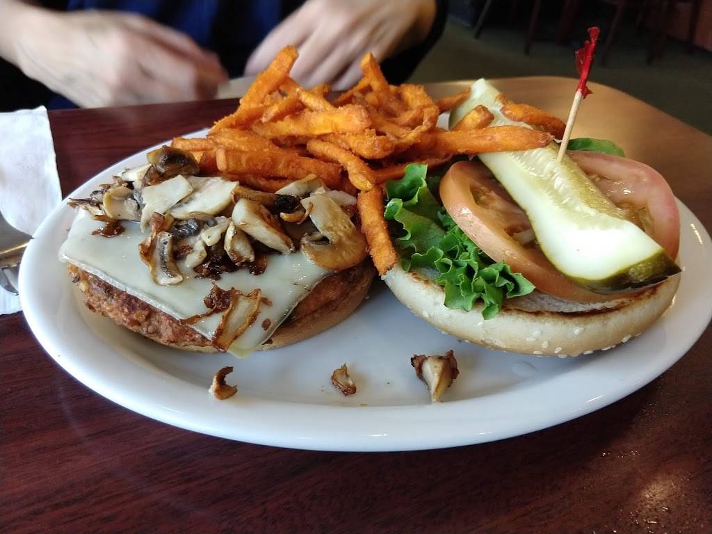 Karas Korner Deli | restaurant | 101 W Foothill Blvd, Glendora, CA 91741, USA | 6269147447 OR +1 626-914-7447