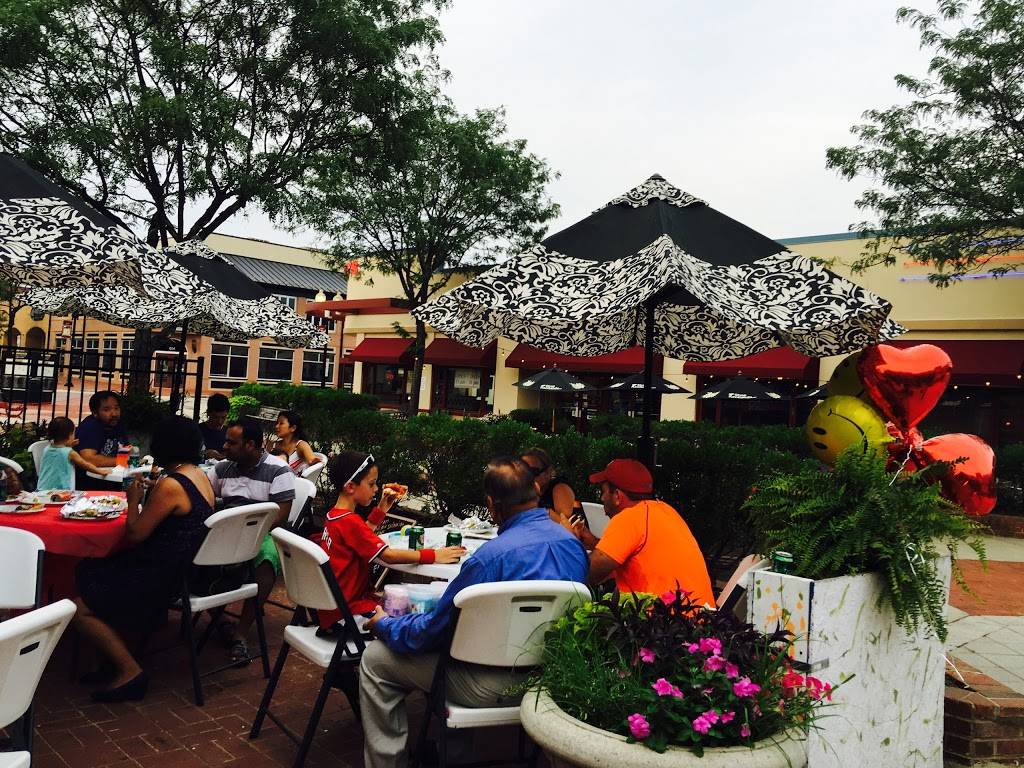 Peppers Taco & Wine Bar | restaurant | 216 Market St W, Gaithersburg, MD 20878, USA | 2402191696 OR +1 240-219-1696