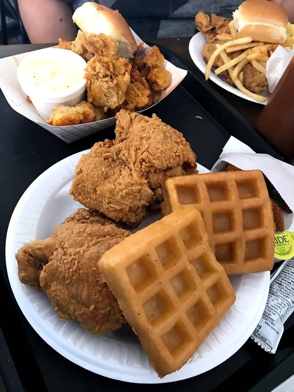 Chatmans Chicken Restaurant | restaurant | 1747 S WW White Rd, San Antonio, TX 78220, USA | 2103590245 OR +1 210-359-0245