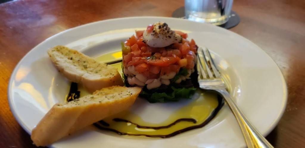 Houlihans | restaurant | Garland Houlihan’s, 660 Town Center Blvd, Garland, TX 75040, USA | 9725307804 OR +1 972-530-7804