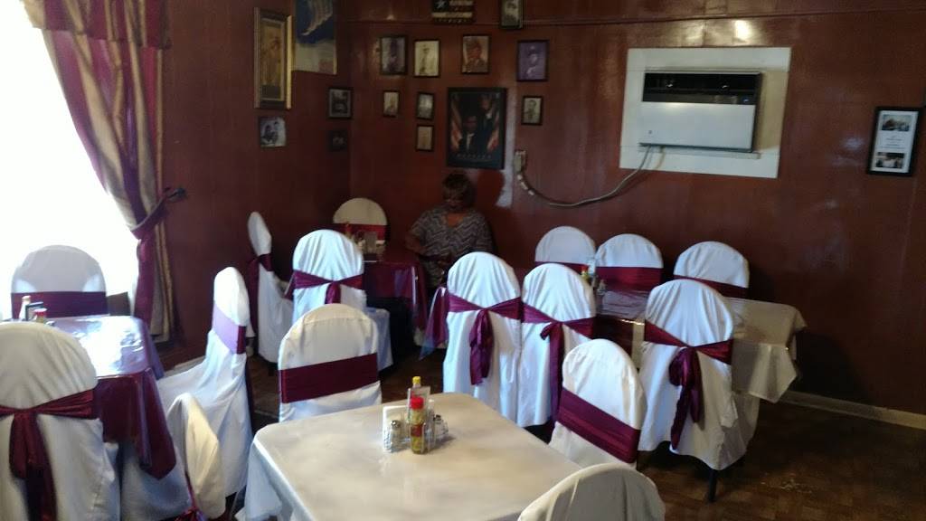 Mrs. Kitchen Soul Food Restaurant and Bakery | bakery | 2242 E Commerce St, San Antonio, TX 78203, USA | 2105494392 OR +1 210-549-4392