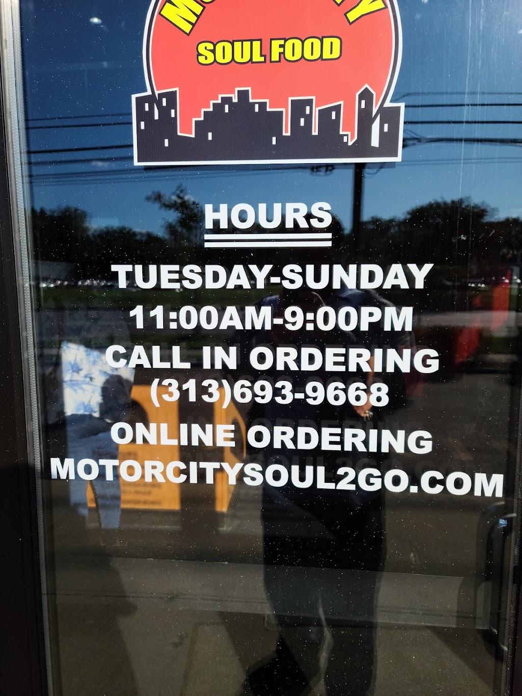 Motor City Soul Food | restaurant | 14830 Telegraph Rd, Redford Charter Twp, MI 48239, USA | 3136939668 OR +1 313-693-9668