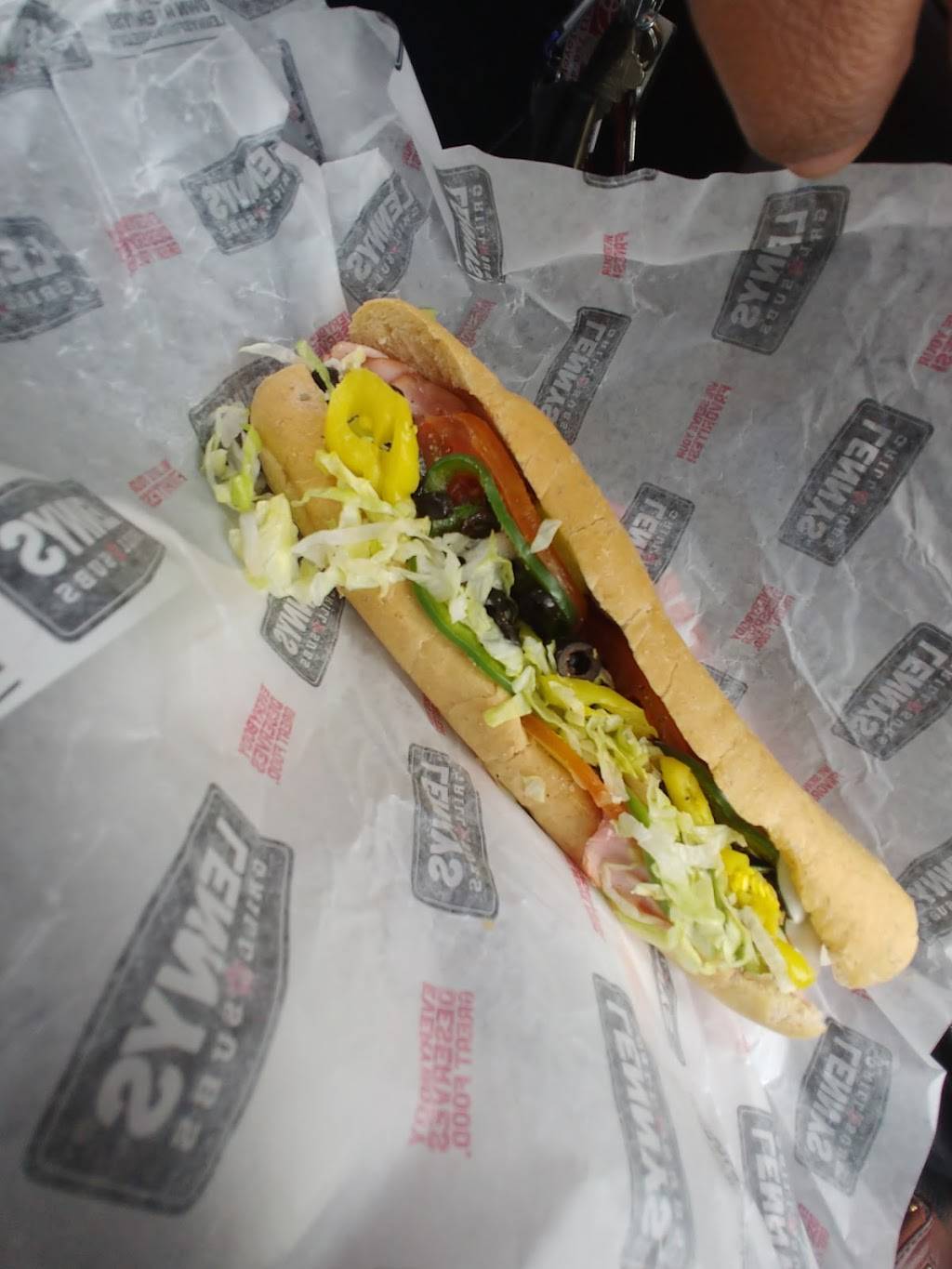 Lennys Grill & Subs | meal takeaway | 3750 Hacks Cross Rd, Memphis, TN 38125, USA | 9017580273 OR +1 901-758-0273