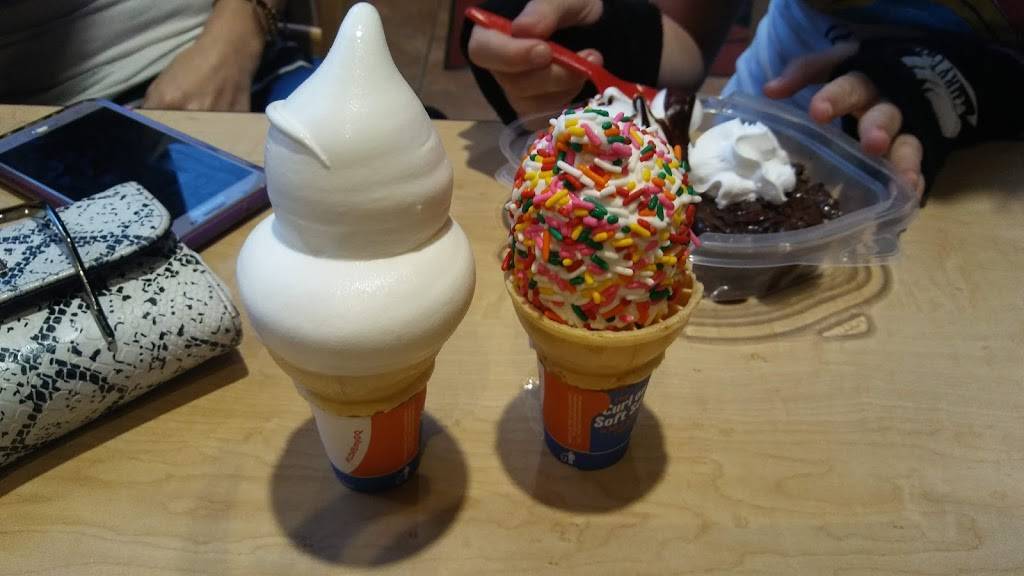 Dairy Queen Grill & Chill | restaurant | 579 Washington St, Hanover, MA 02339, USA | 7819241139 OR +1 781-924-1139