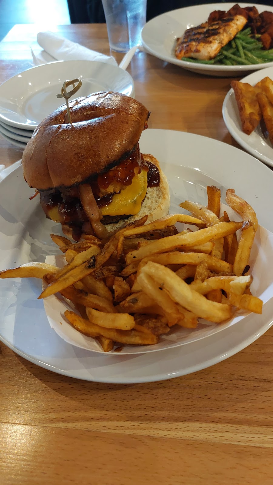 Harrys Sidecar | restaurant | 1002 Winchester St, Fredericksburg, VA 22401, USA | 5402032503 OR +1 540-203-2503