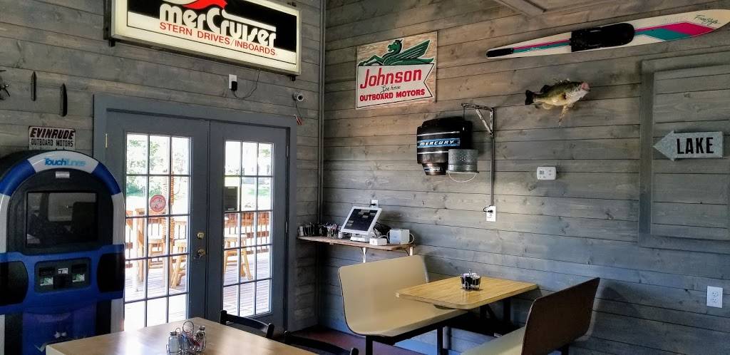 Magnum Point Marina & Restaurant | restaurant | 2200 Old Salem School Rd, Union Hall, VA 24176, USA | 5405763001 OR +1 540-576-3001