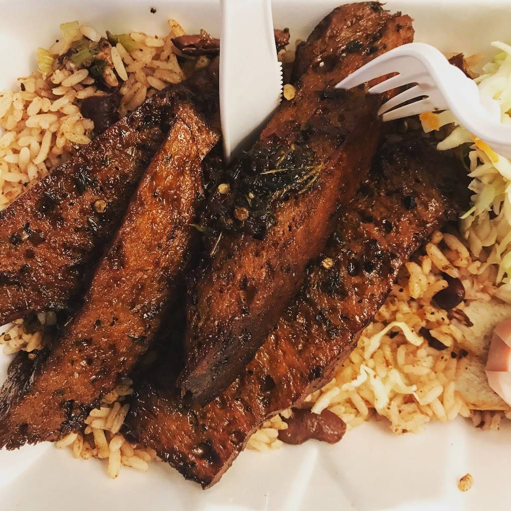 Local Jerk | restaurant | 8 Avenue Duluth E, Montréal, QC H2W 1G6, Canada | 5148404147 OR +1 514-840-4147