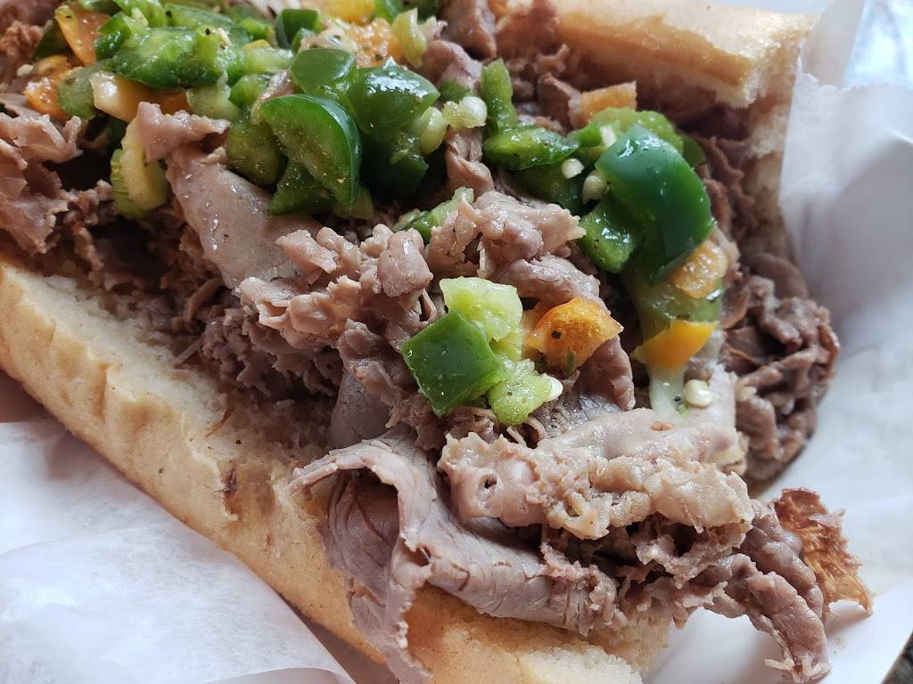 Carms Beef and Italian Ice | restaurant | 1057 W Polk St, Chicago, IL 60607, USA | 3127381046 OR +1 312-738-1046