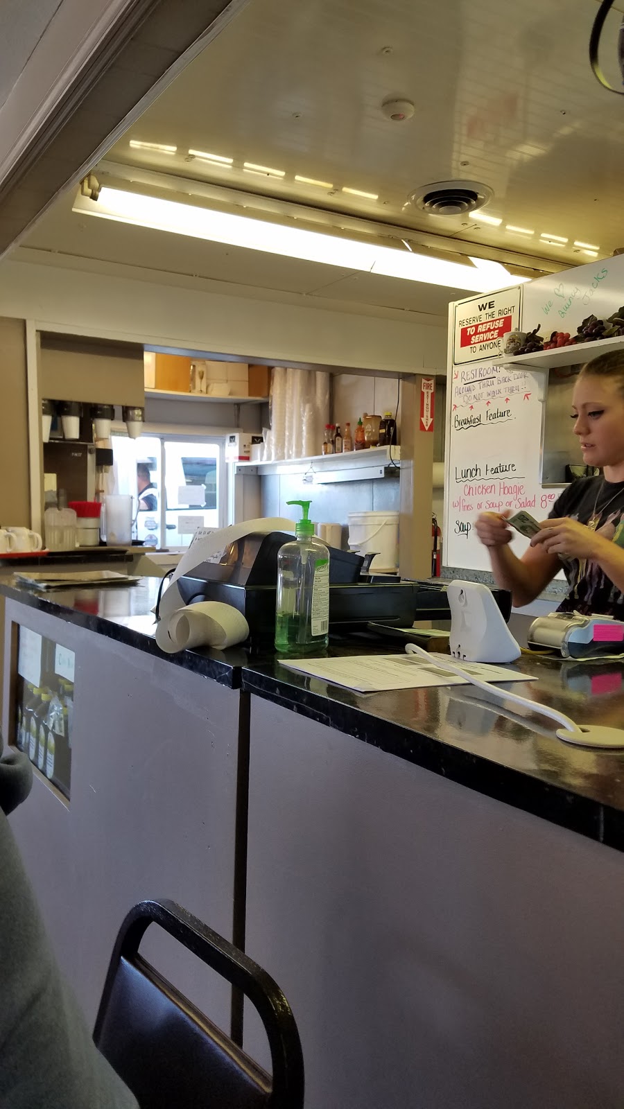 L & R Cafe | cafe | 1114 Central Ave S, Quincy, WA 98848, USA | 5097872210 OR +1 509-787-2210