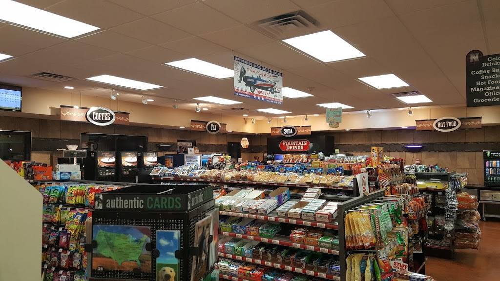 Newell Truck Plaza | restaurant | 200 Manchester Ave, Newton, KS 67114, USA | 3162834000 OR +1 316-283-4000