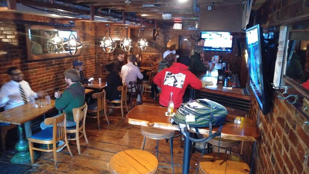 Desperados Burgers & Bar | restaurant | 1342 U St NW, Washington, DC 20009, USA | 2022990443 OR +1 202-299-0443