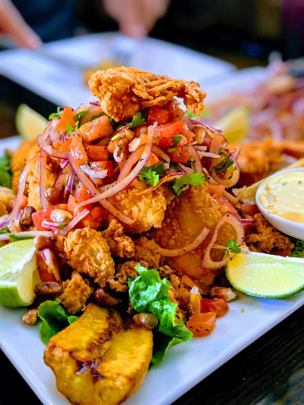 Natalie Peruvian Seafood Restaurant #2(Glendale) | restaurant | 205 N Central Ave, Glendale, CA 91203, USA | 8185511677 OR +1 818-551-1677