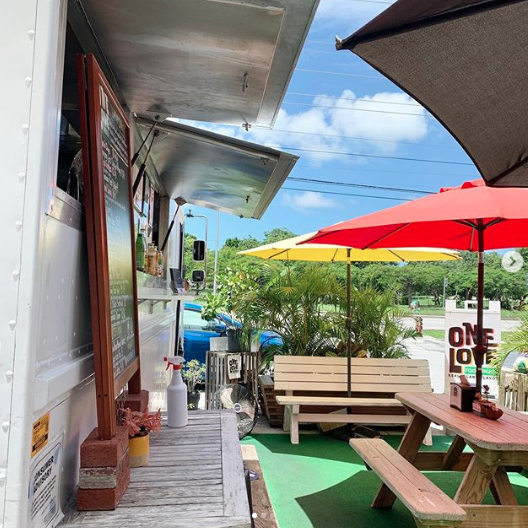 One Love Food Truck | restaurant | 5220 US-1, Naval Air Station Key West, FL 33040, USA | 3053939169 OR +1 305-393-9169