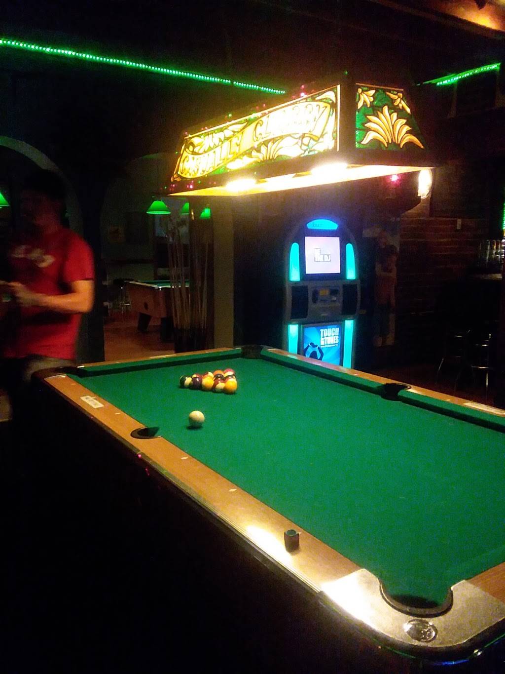 Rileys Main Street Lounge | night club | 1043 E Main St, Radford, VA 24141, USA | 5407311796 OR +1 540-731-1796