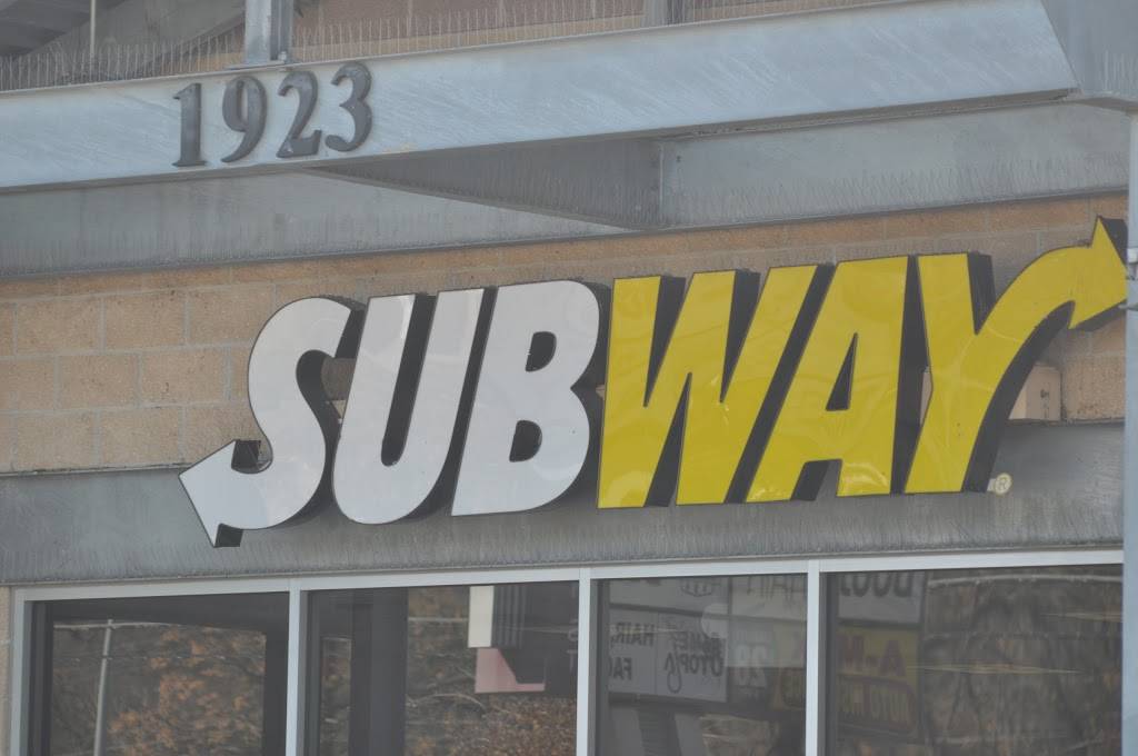 Subway Restaurants | restaurant | 1923 E 7th St #150, Austin, TX 78702, USA | 5124959539 OR +1 512-495-9539