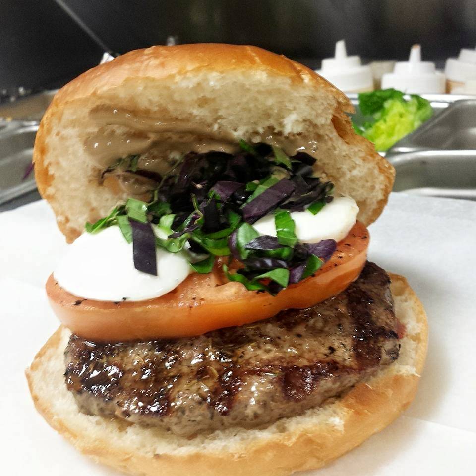 Wildwood Barbeque | restaurant | 235 Russell St, Hadley, MA 01035, USA | 4135844227 OR +1 413-584-4227