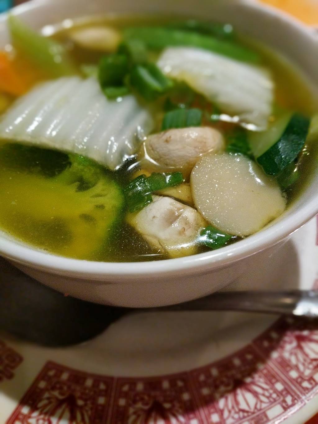 Bamboo House | restaurant | 2223 Northampton St, Holyoke, MA 01040, USA | 4135364299 OR +1 413-536-4299