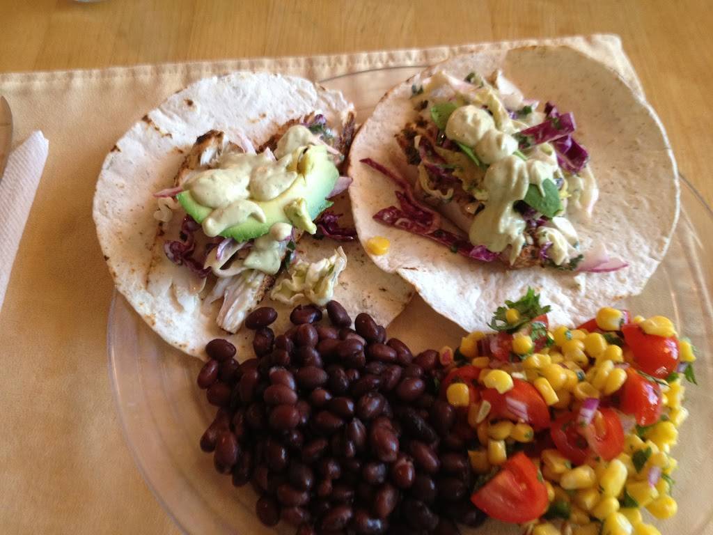 Village Green Deli | restaurant | 26 Village Green, Bedford, NY 10506, USA | 9142349352 OR +1 914-234-9352