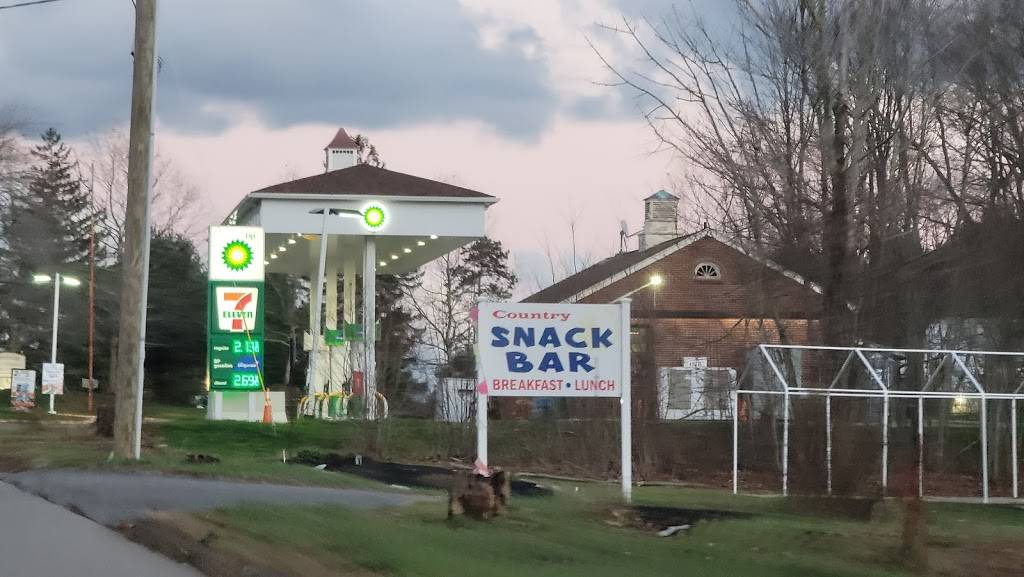 7-Eleven | bakery | 2711 Boston Turnpike, Coventry, CT 06238, USA | 8607427547 OR +1 860-742-7547