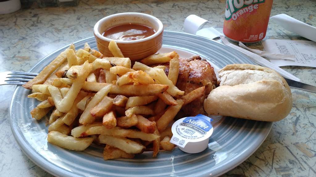 Swiss Chalet | restaurant | 949 Eglinton Ave W, York, ON M6C 2C3, Canada | 4167832345 OR +1 416-783-2345