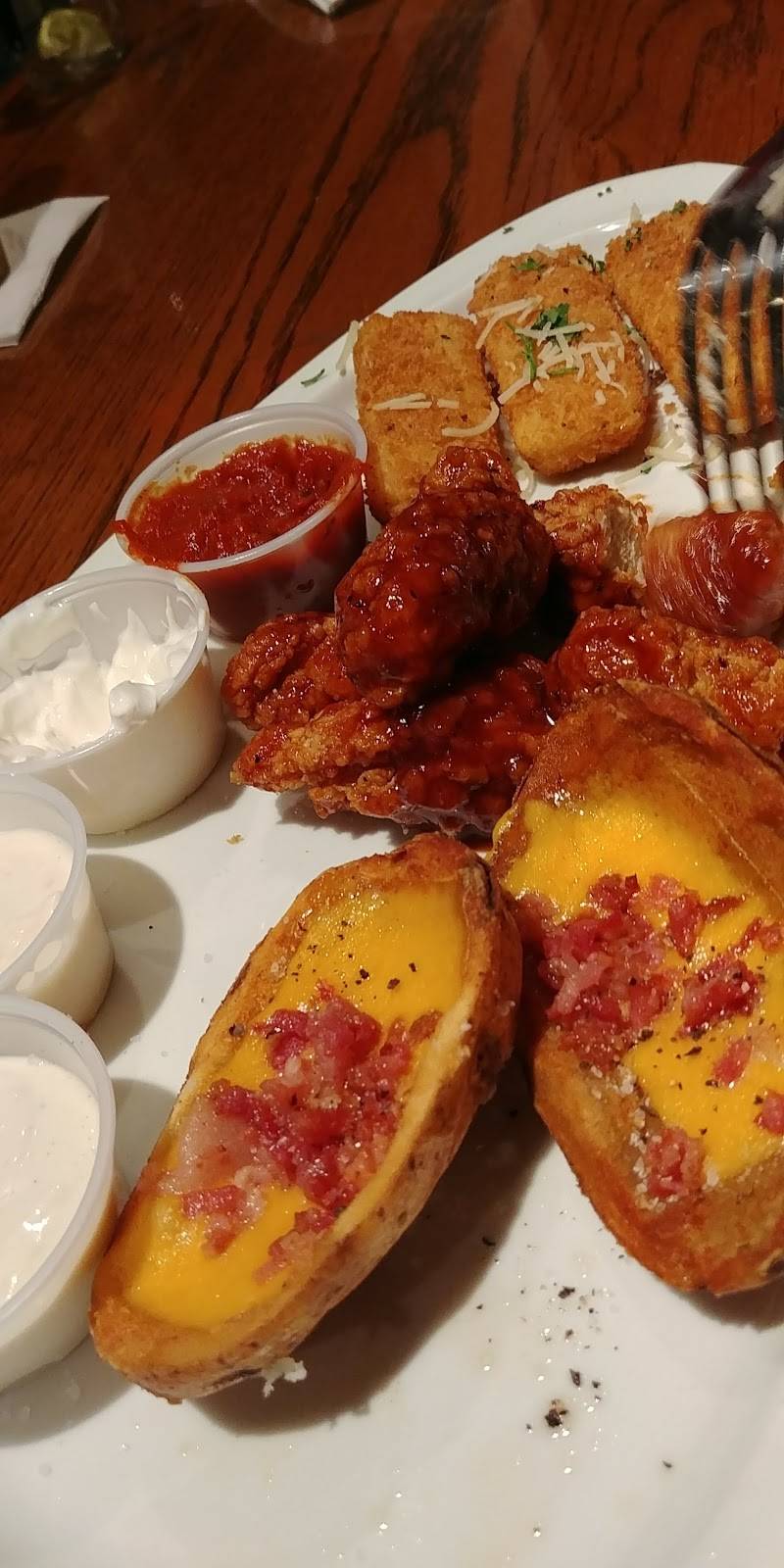 TGI Fridays | restaurant | 2487 E 80th Ave, Merrillville, IN 46410, USA | 2199421845 OR +1 219-942-1845