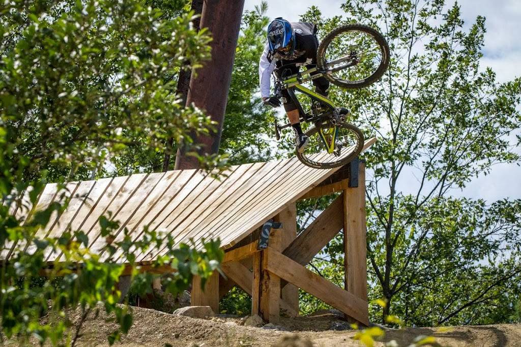 Highland Mountain Bike Park | restaurant | 75 Ski Hill Dr, Northfield, NH 03276, USA | 6032867677 OR +1 603-286-7677