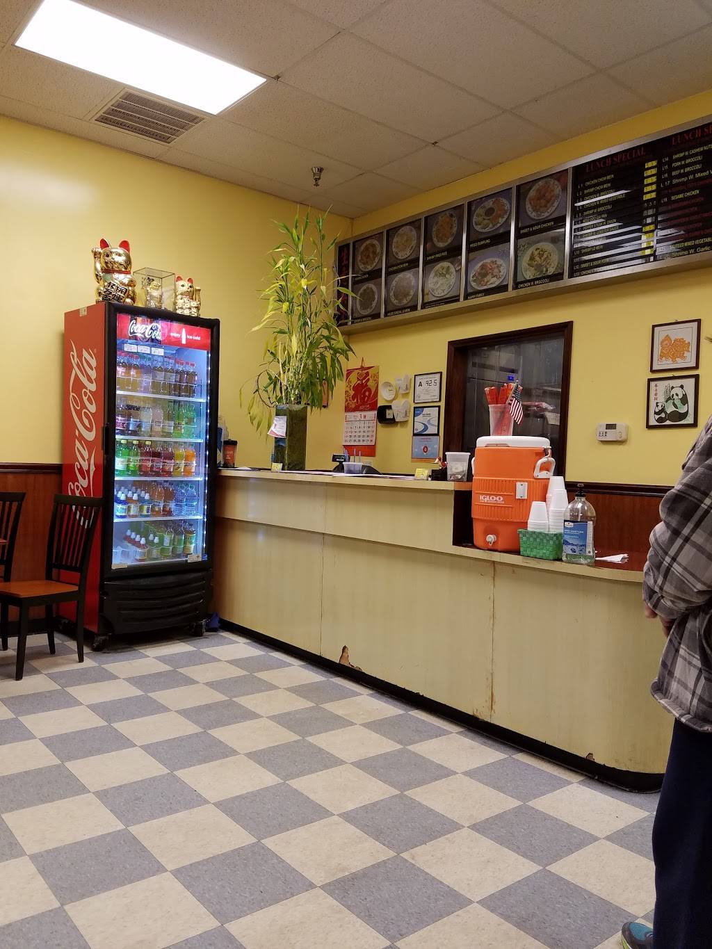 Chens Garden | restaurant | 106 Fiddlers Run Blvd, Morganton, NC 28655, USA | 8284381833 OR +1 828-438-1833