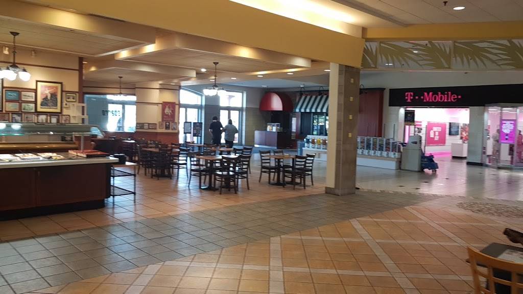 Sbarro | restaurant | 801 Congress Ave, Boynton Beach, FL 33426, USA | 5617348013 OR +1 561-734-8013