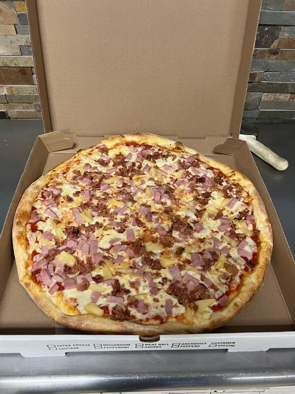 Marcos Home Style Pizza | restaurant | 8004 Bustleton Ave, Philadelphia, PA 19152, USA | 2153421227 OR +1 215-342-1227