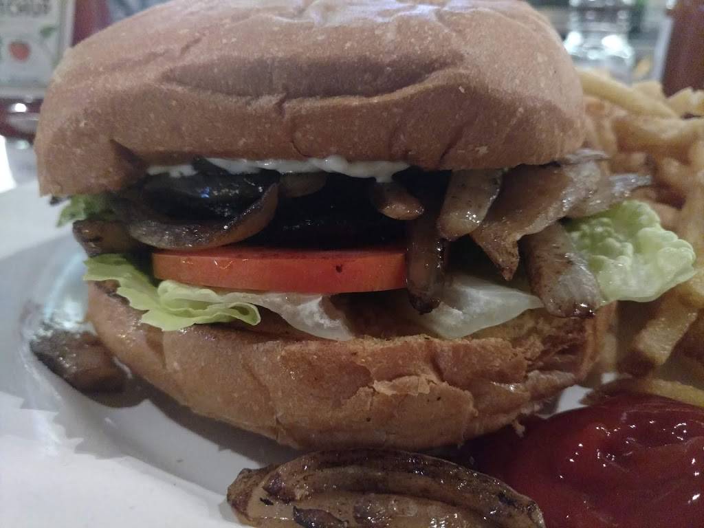 Weiland Brewery Underground | restaurant | 505 S Flower St, Los Angeles, CA 90071, USA | 2136221125 OR +1 213-622-1125