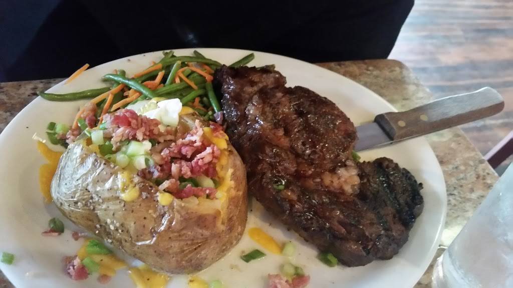 Olde Towne Inn | restaurant | 14745 Main St, Upper Marlboro, MD 20772, USA | 3016271400 OR +1 301-627-1400