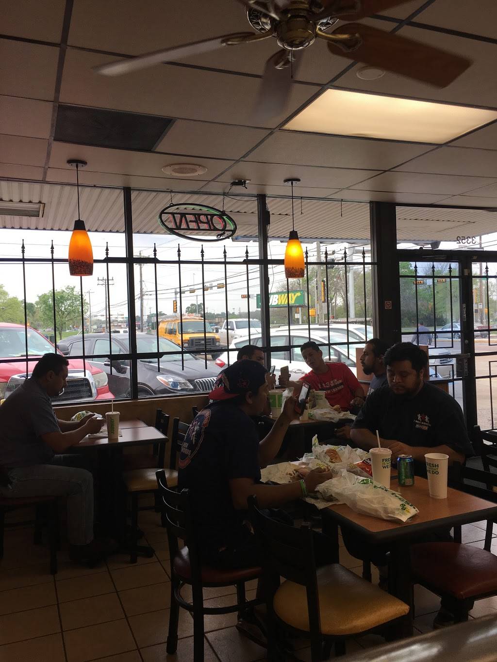 Subway Restaurants | restaurant | 3352 East T C Jester, # F4, Houston, TX 77018, USA | 7136886467 OR +1 713-688-6467