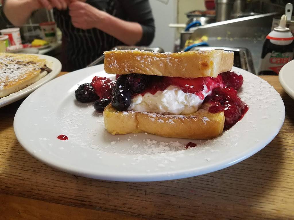 Dianes Restaurant | restaurant | 493 Westchester Rd Suite 6, Colchester, CT 06415, USA | 8602672395 OR +1 860-267-2395