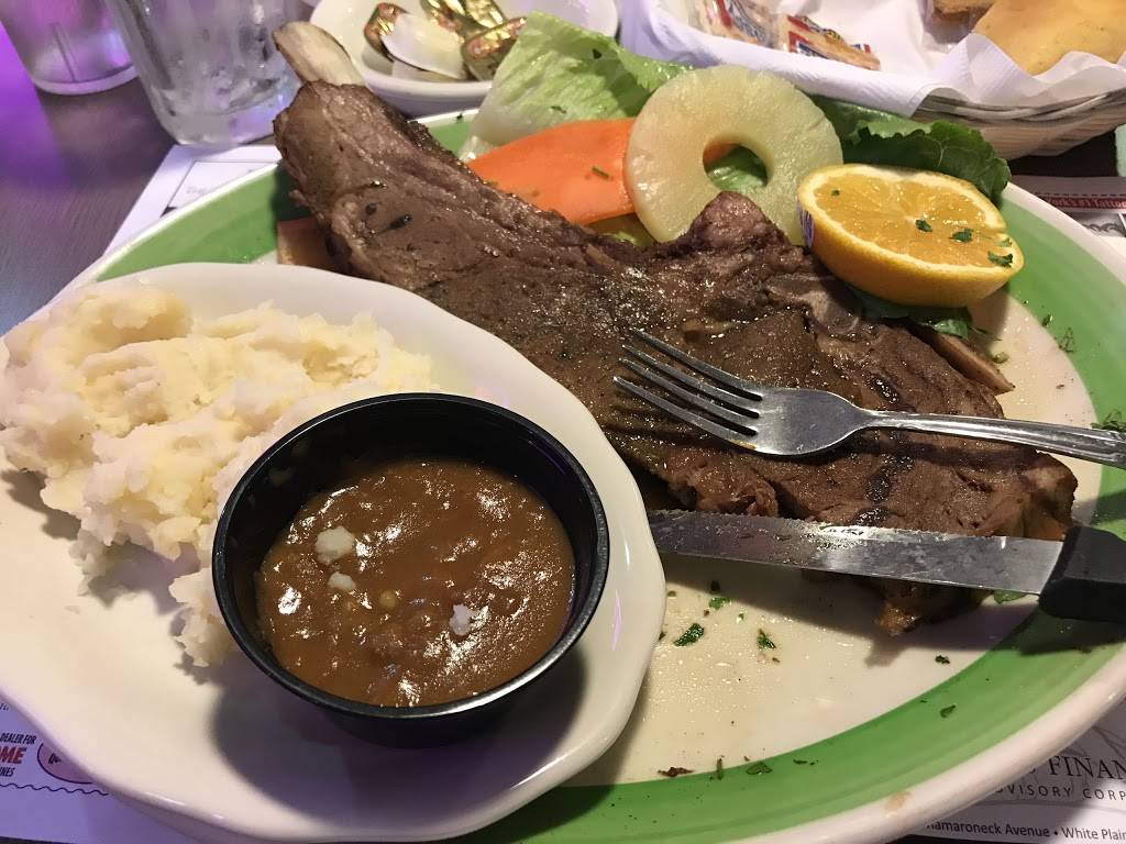 White Plains Coach Diner | restaurant | 50 Westchester Ave, White Plains, NY 10601, USA | 9144285700 OR +1 914-428-5700