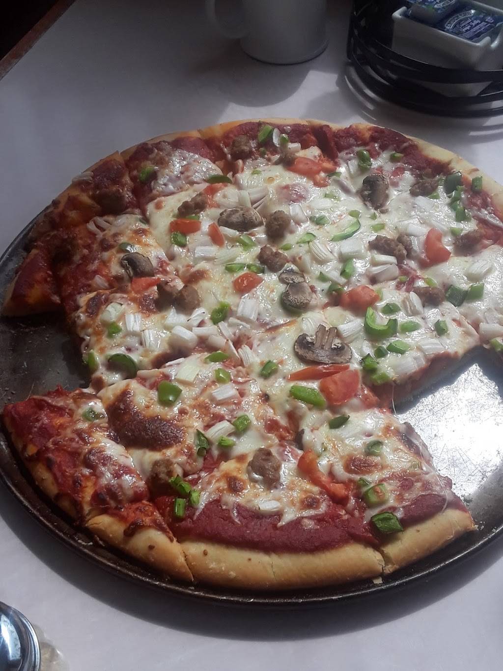 Kays Diner | restaurant | 228 Industrial Rd, North Prairie, WI 53153, USA | 2623924153 OR +1 262-392-4153