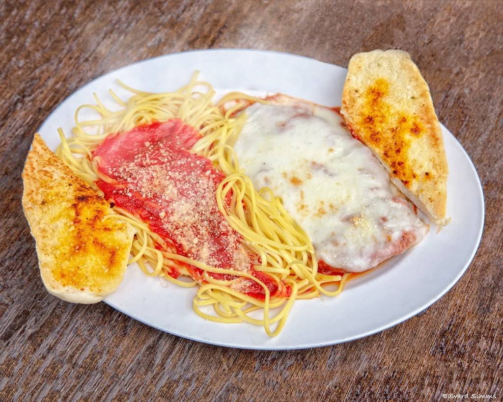 Legends Wings & Brews | restaurant | 1520 N Mountain Ave, Ontario, CA 91762, USA | 9093210769 OR +1 909-321-0769