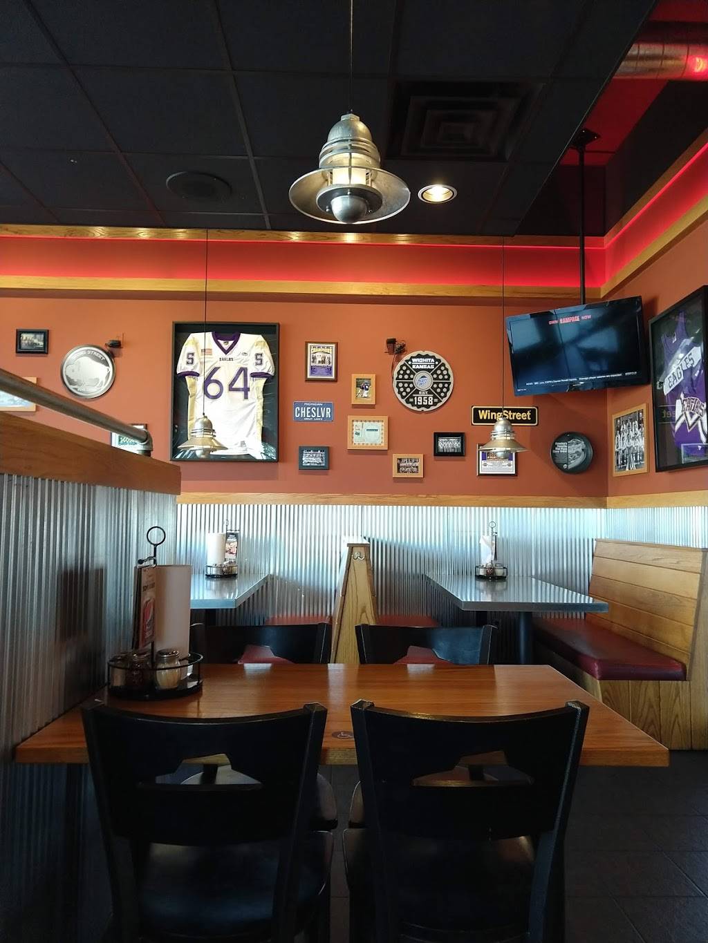 Pizza Hut | restaurant | 531 N Grand St, Schoolcraft, MI 49087, USA | 2696792227 OR +1 269-679-2227