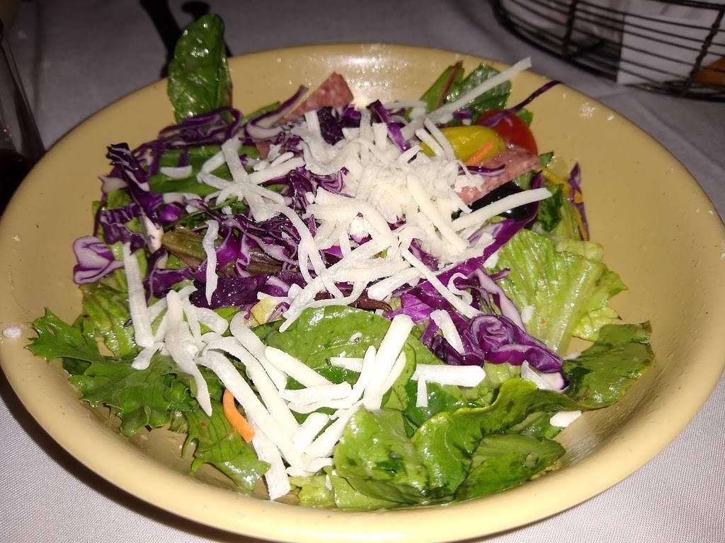 Battistas Hole In the Wall | restaurant | 4041 Linq Ln, Las Vegas, NV 89109, USA | 7027321424 OR +1 702-732-1424