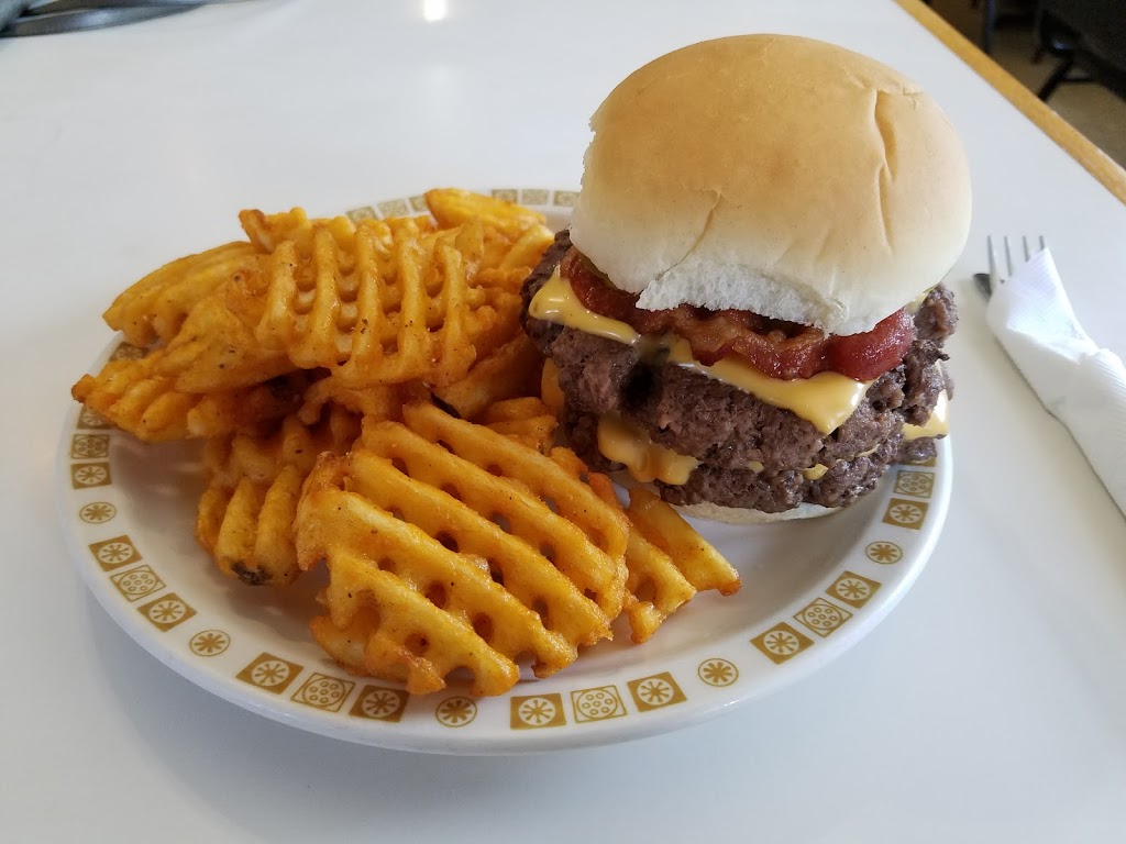 Country Barn Cafe | restaurant | 115 S Main, Edina, MO 63537, USA | 6603979997 OR +1 660-397-9997