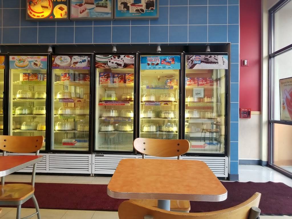 Dairy Queen | restaurant | 7011 W Dempster Street, Niles, IL 60714, USA | 8475810094 OR +1 847-581-0094