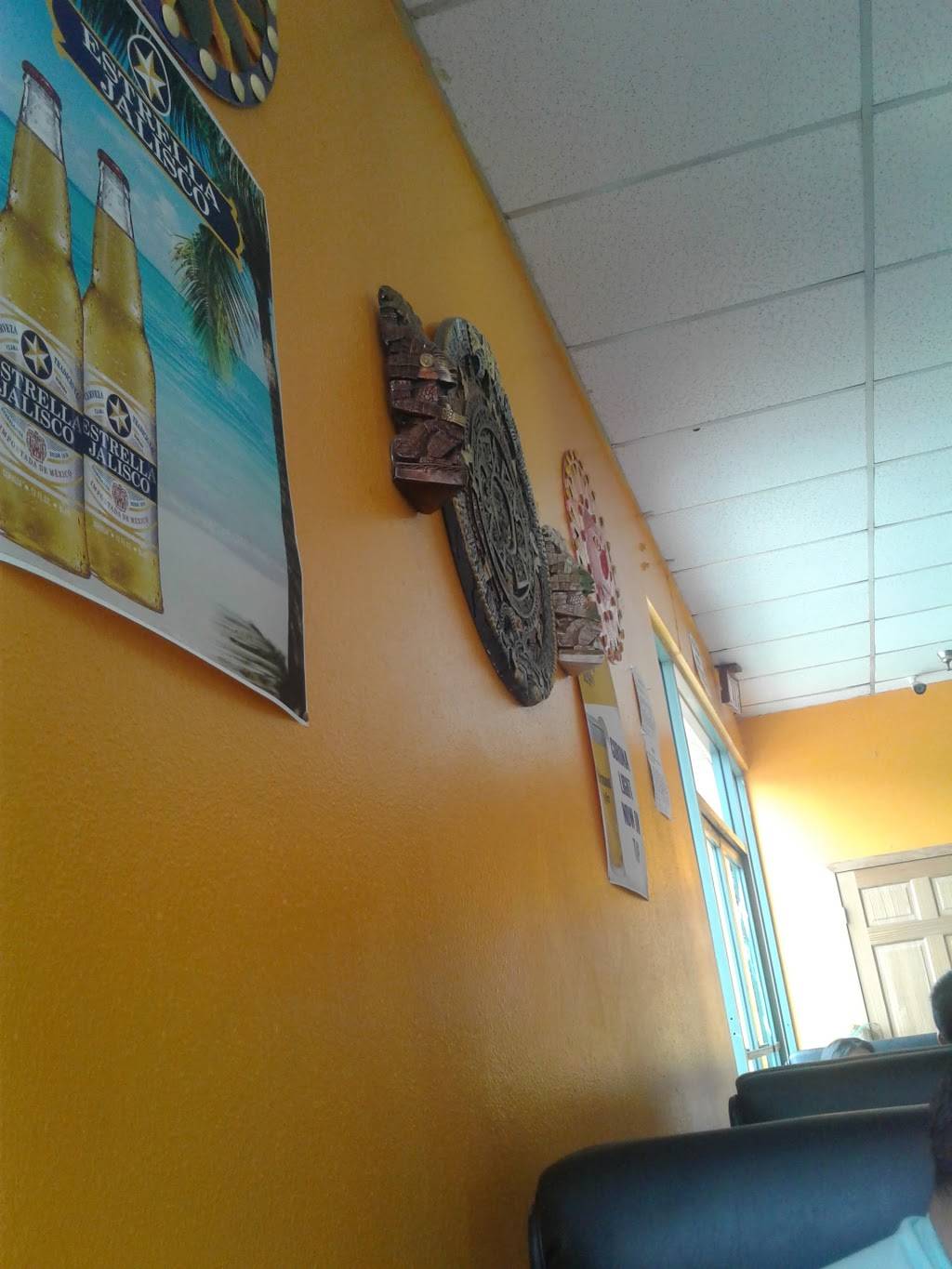 Mariscos Las Palmas | restaurant | 777 E Vista Way #206, Vista, CA 92084, USA | 7609459261 OR +1 760-945-9261