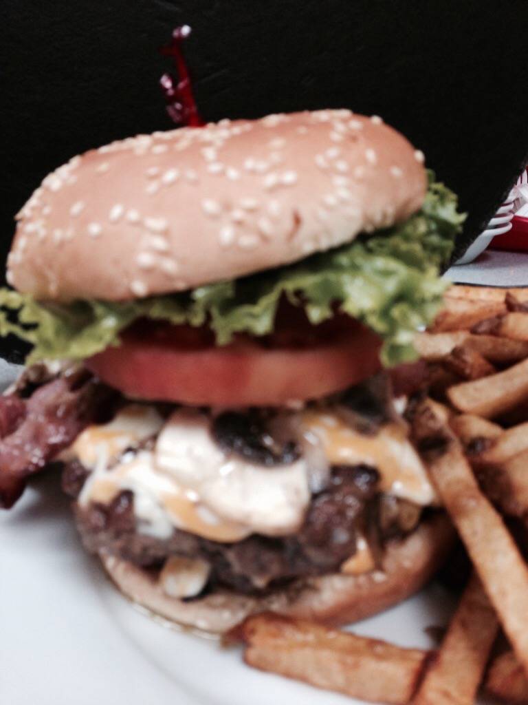 Ians Wrap Shack & Nachos | restaurant | 44 Main St E, Kingsville, ON N9Y 1A2, Canada | 5197128914 OR +1 519-712-8914