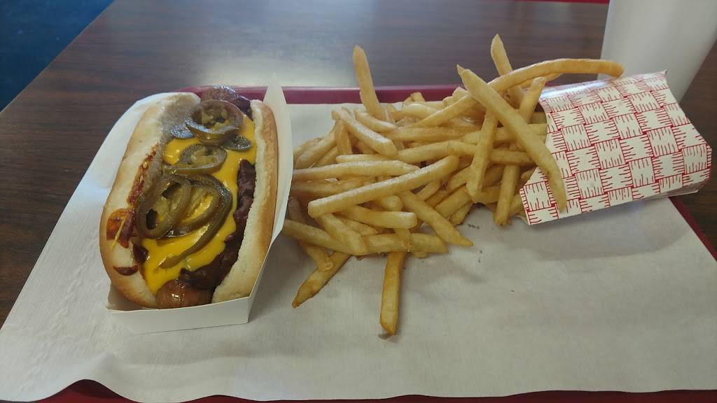 Naughty Dog West Side | restaurant | 3860 W 3rd St, Bloomington, IN 47404, USA | 8123306888 OR +1 812-330-6888