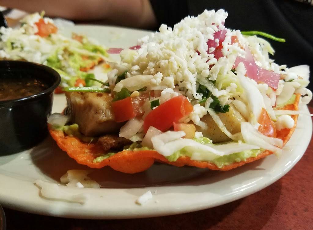 Rosarios | restaurant | 9800 Airport Blvd, San Antonio, TX 78216, USA | 2108294084 OR +1 210-829-4084