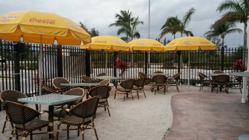 Sonic Drive-In | restaurant | 11900 Hialeah Gardens Blvd, Hialeah Gardens, FL 33018, USA | 7865348666 OR +1 786-534-8666