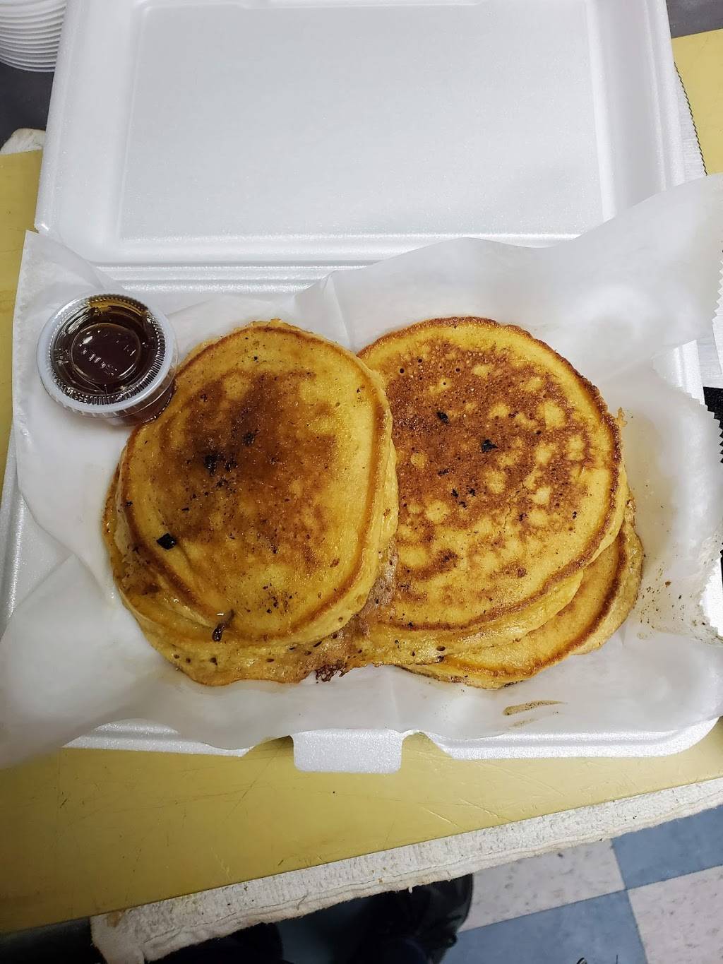 Rodriguez Grocery | cafe | 2601 N 33rd St, Philadelphia, PA 19132, USA | 2152256240 OR +1 215-225-6240