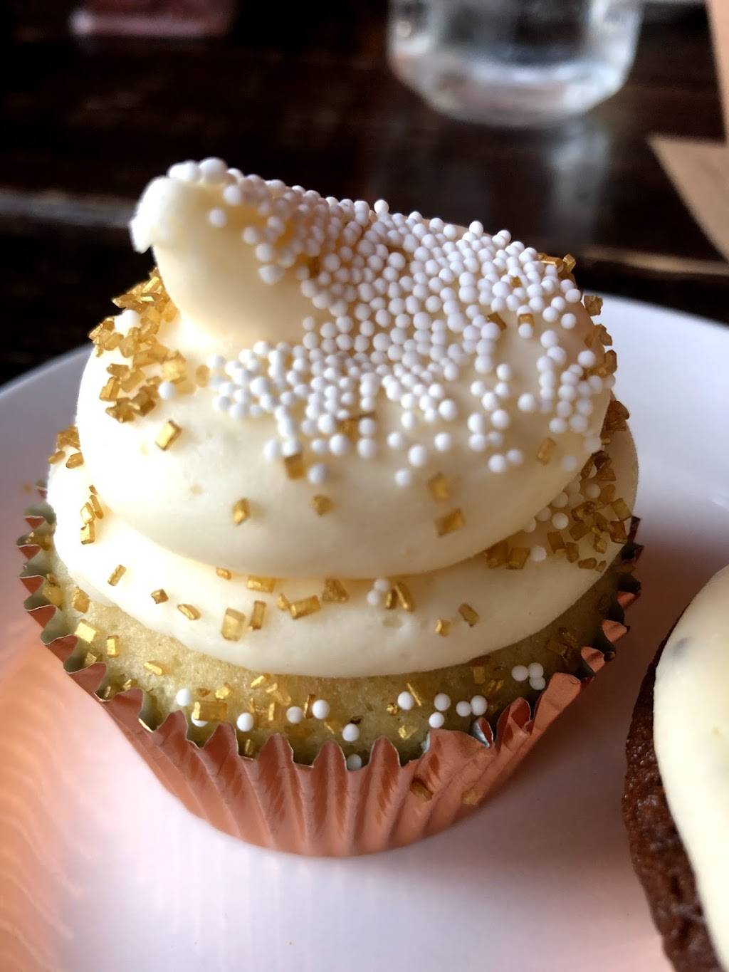 The Copper Hen Cakery & Kitchen | restaurant | 2515 Nicollet Ave, Minneapolis, MN 55404, USA | 6128722221 OR +1 612-872-2221