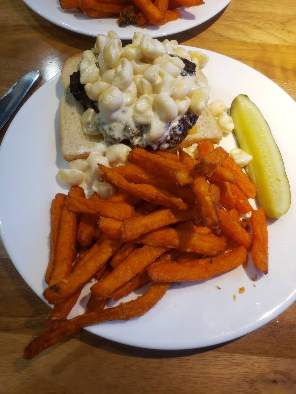 HyVee MARKET GRILLE | restaurant | 10808 Fort St, Omaha, NE 68164, USA | 4024932089 OR +1 402-493-2089