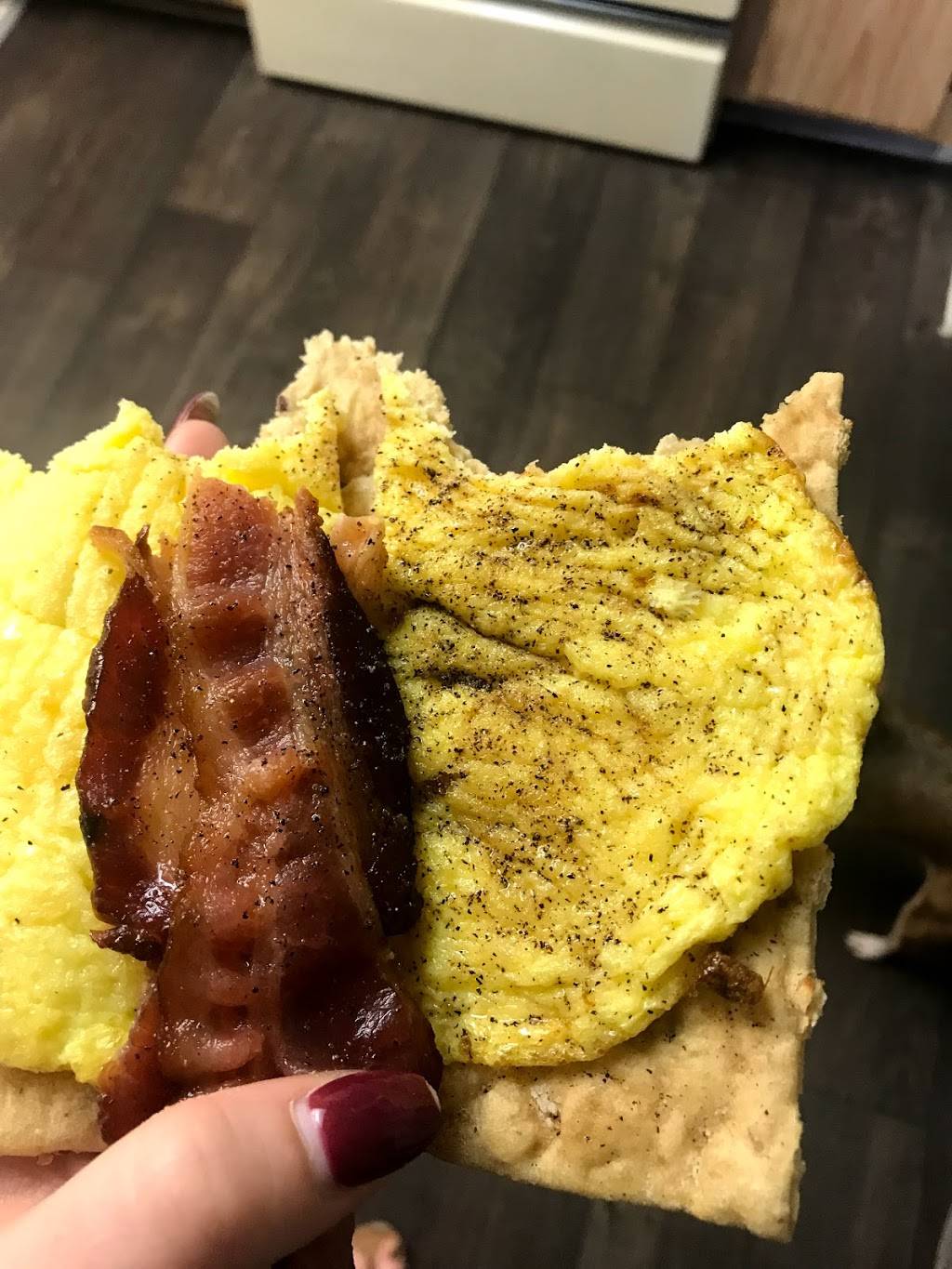 Subway | restaurant | 2302 W Deer Valley Rd, Phoenix, AZ 85027, USA | 6232157805 OR +1 623-215-7805