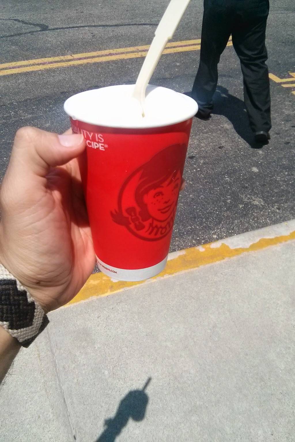 Wendys | restaurant | 75 Rivers Edge Dr, Milford, OH 45150, USA | 5139650583 OR +1 513-965-0583